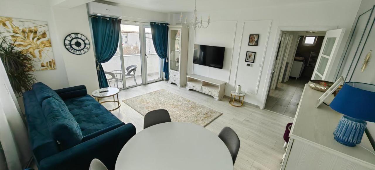 Apartament 1 Mai Bloc Nou-Self Check-In كرايوفا المظهر الخارجي الصورة