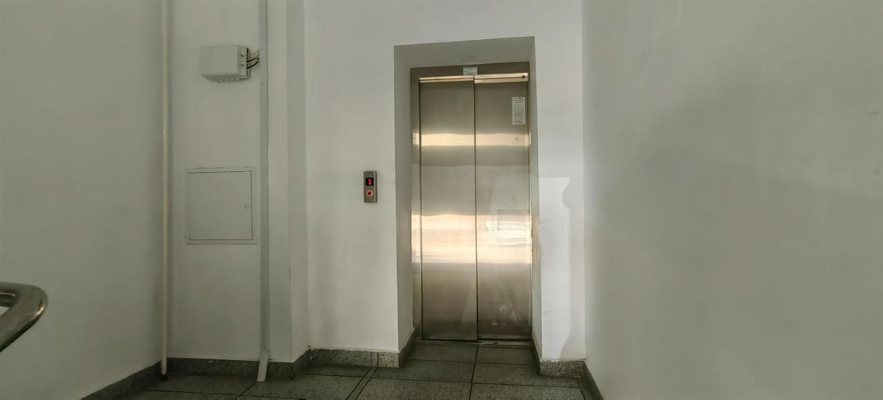 Apartament 1 Mai Bloc Nou-Self Check-In كرايوفا المظهر الخارجي الصورة