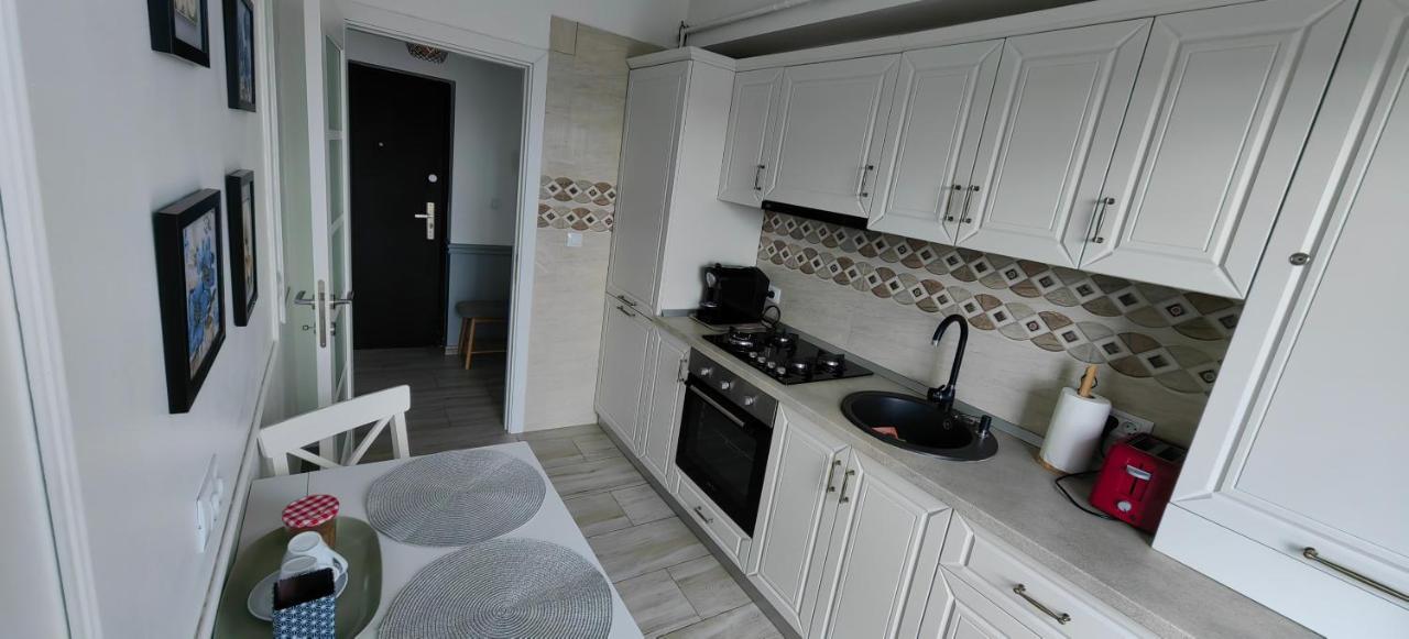 Apartament 1 Mai Bloc Nou-Self Check-In كرايوفا المظهر الخارجي الصورة