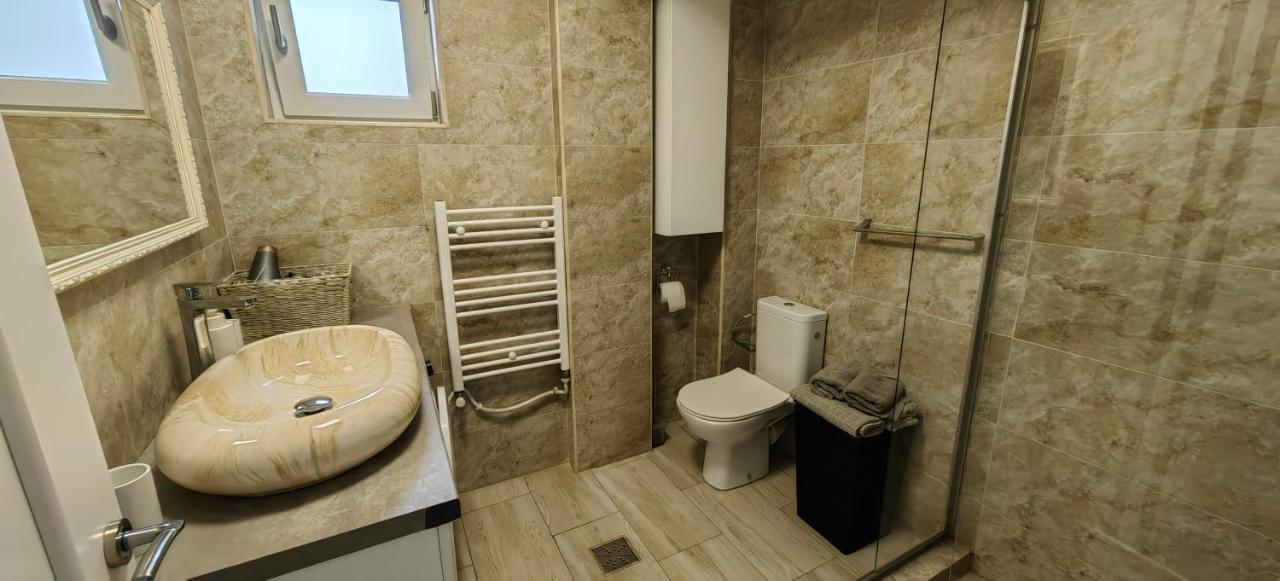 Apartament 1 Mai Bloc Nou-Self Check-In كرايوفا المظهر الخارجي الصورة